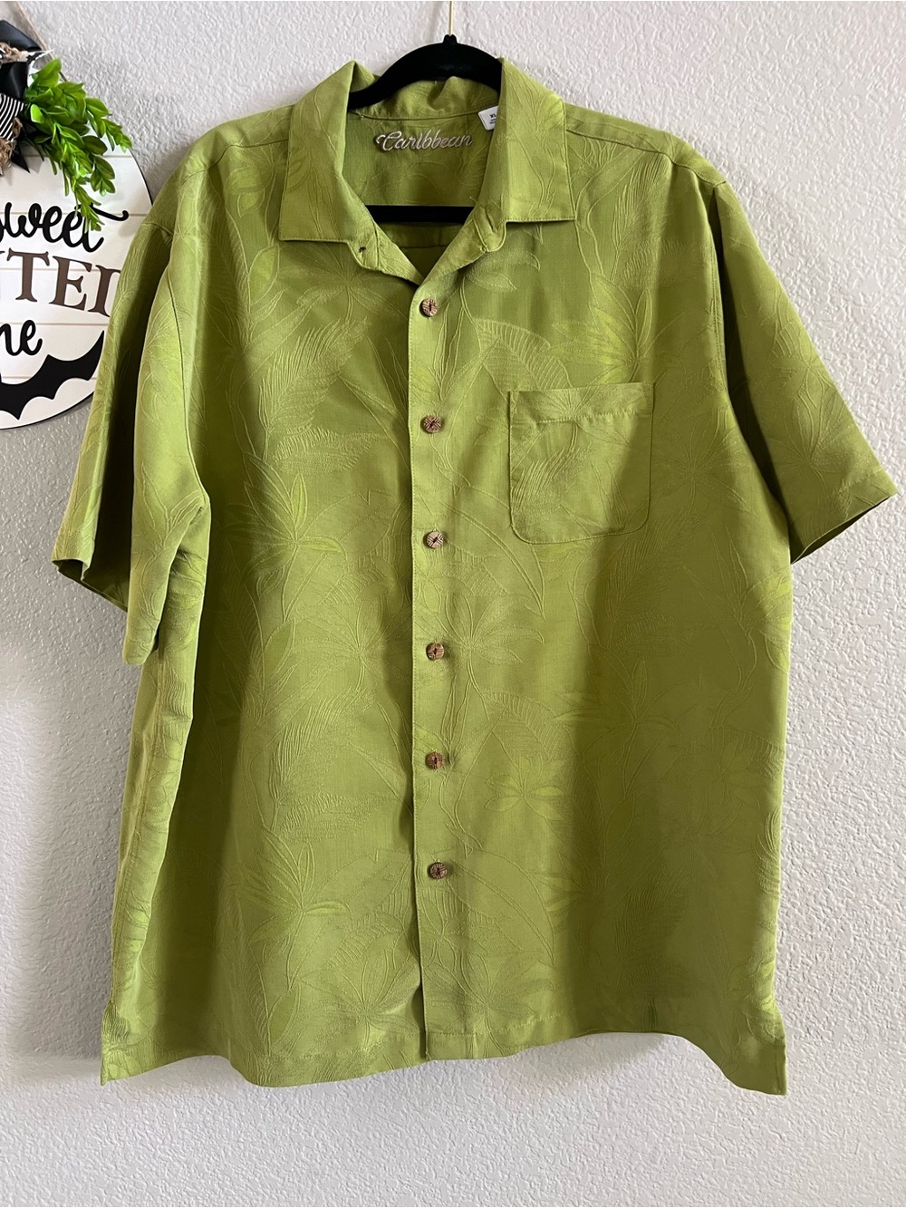 Caribbean Men’s Lime Jacquard Palm Print Button Up Size XL